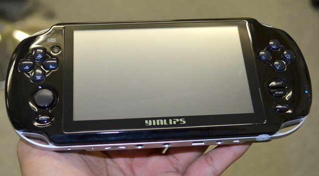 yinlips-1 'PSP' com Android até que não é má ideia