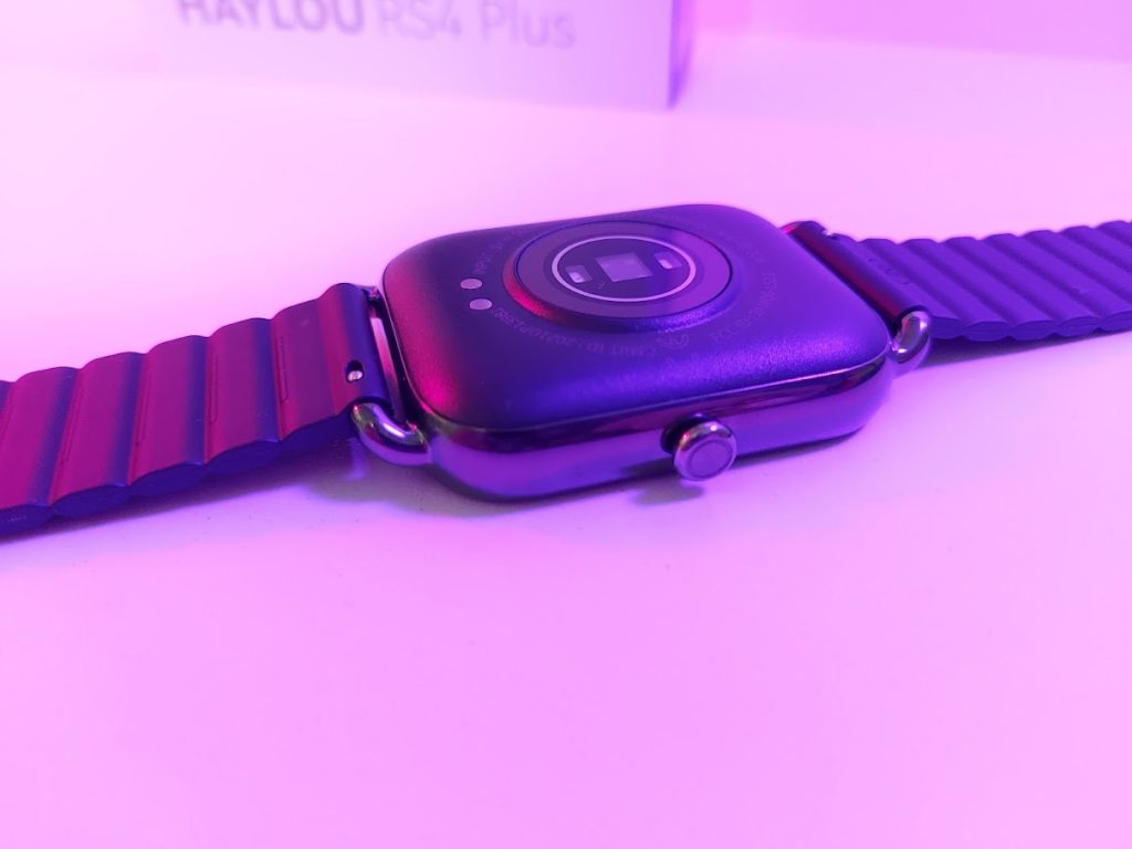 Haylou-RS4-Plus-4-1024x768 Xiaomi Haylou RS4 Plus is a “Cheap Apple Watch” with amazing construction and design